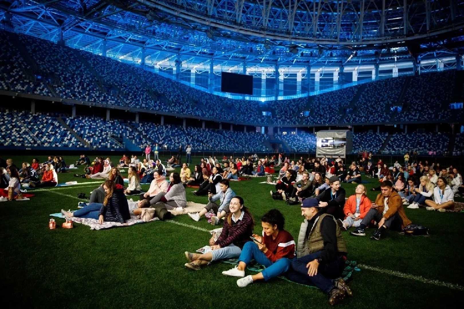 «Горький fest».