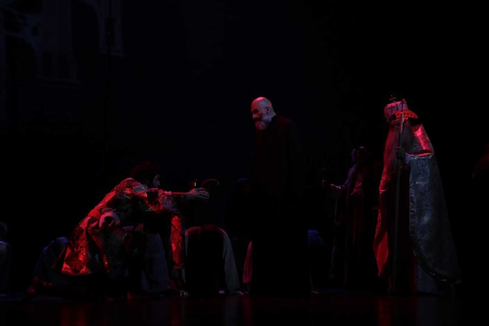 boris-godunov-v-ramkakh-festivalya-teatralnaya-osen