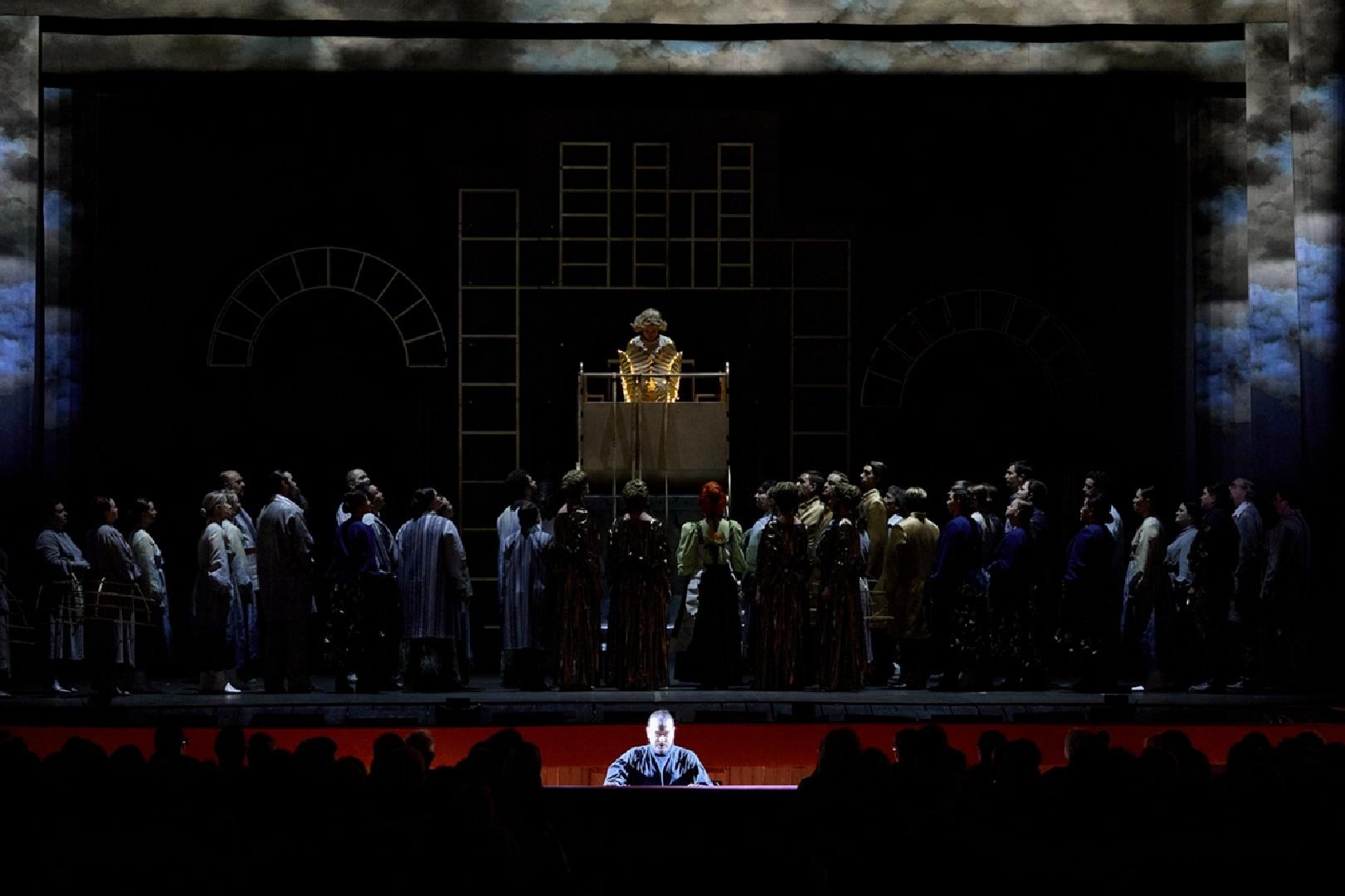 opera-zolotoy-petushok