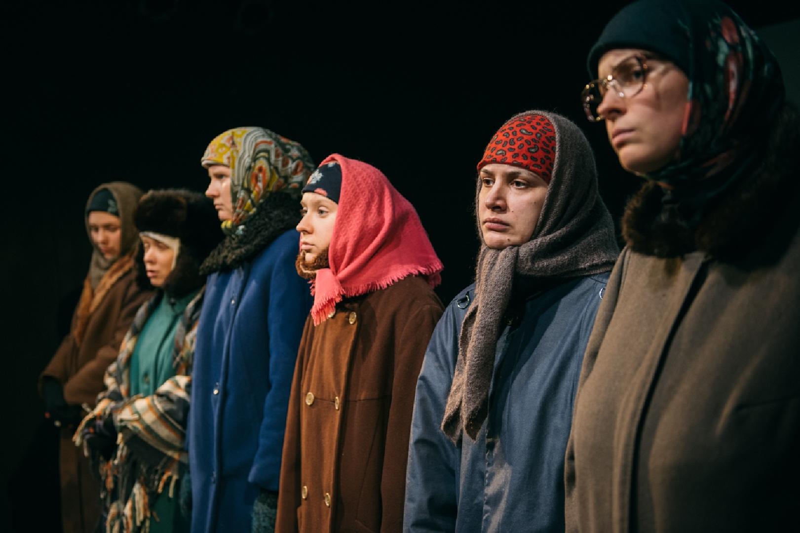spektakl-babushki