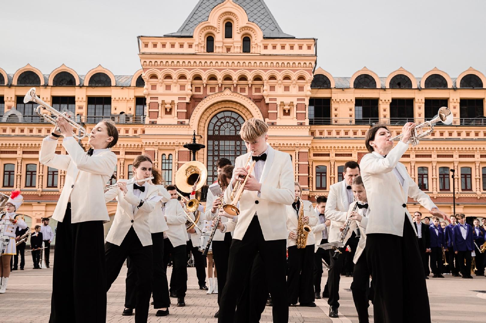 festival-pod-zvuki-dukhovogo-orkestra