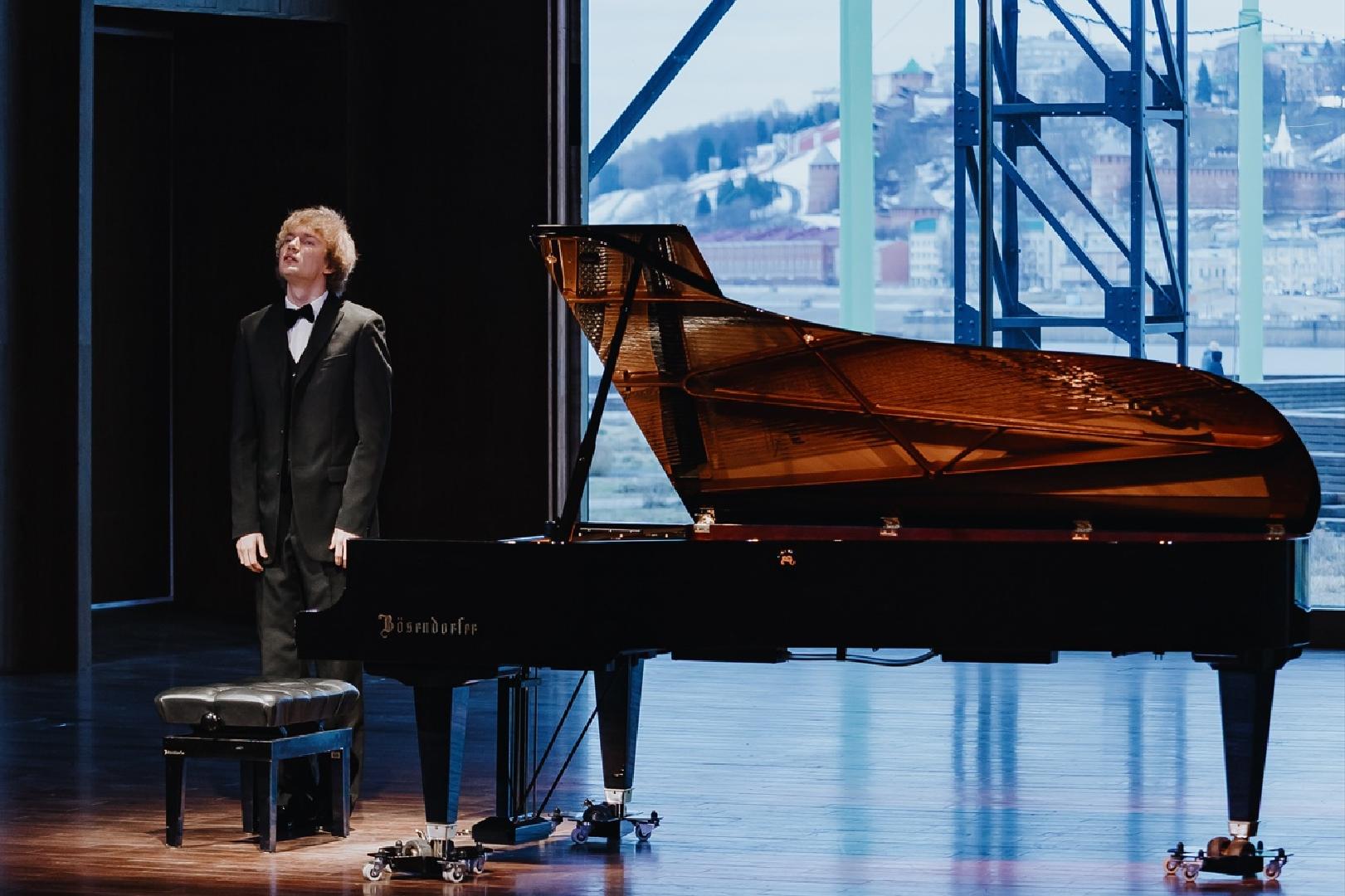 ivan-bessonov-solny-kontsert