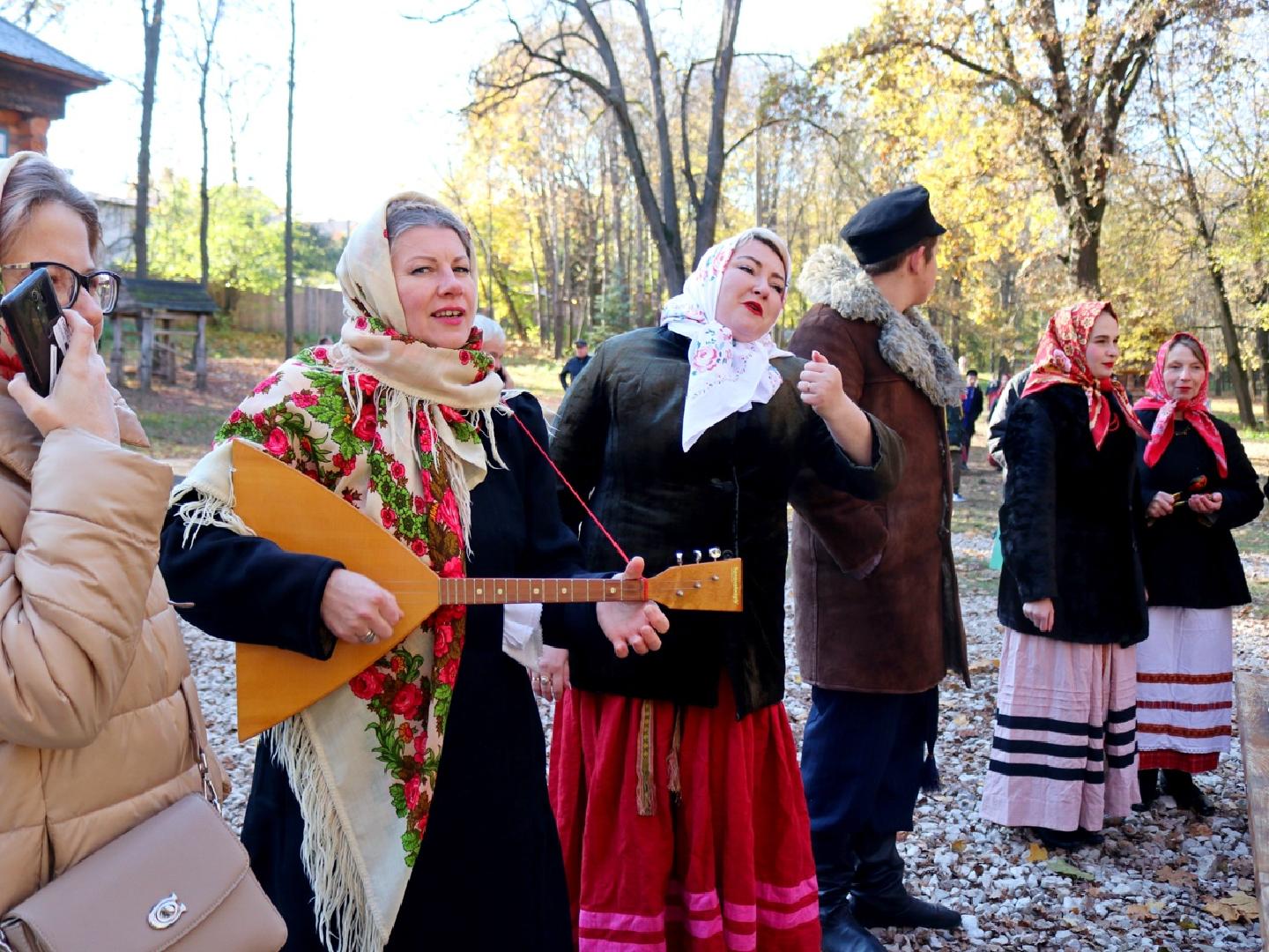 folklorno-etnografichesky-prazdnik-pokrov