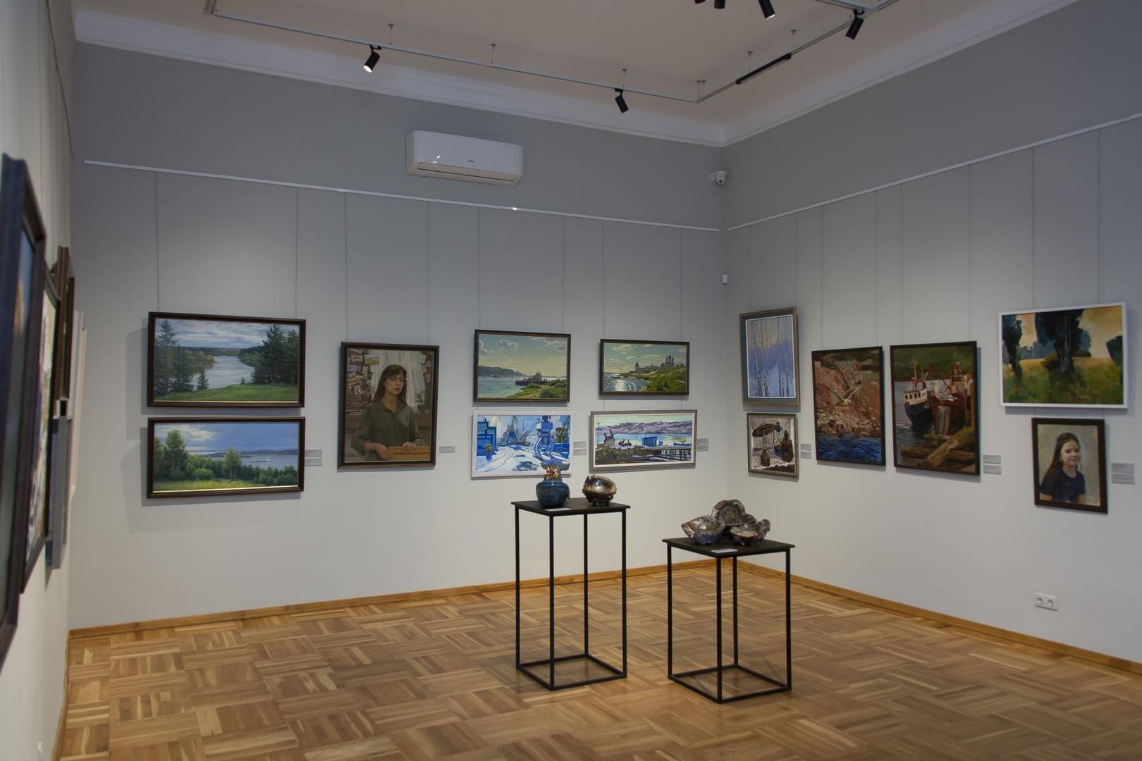 vystavka-osenny-vernisazh-2025