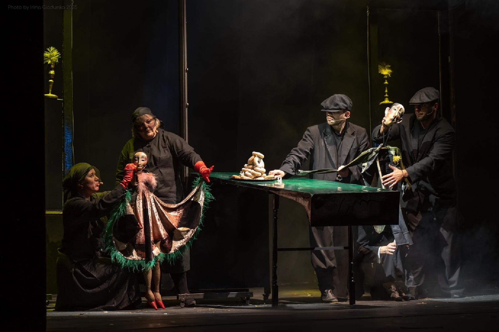 spektakl-nervnye-lyudi