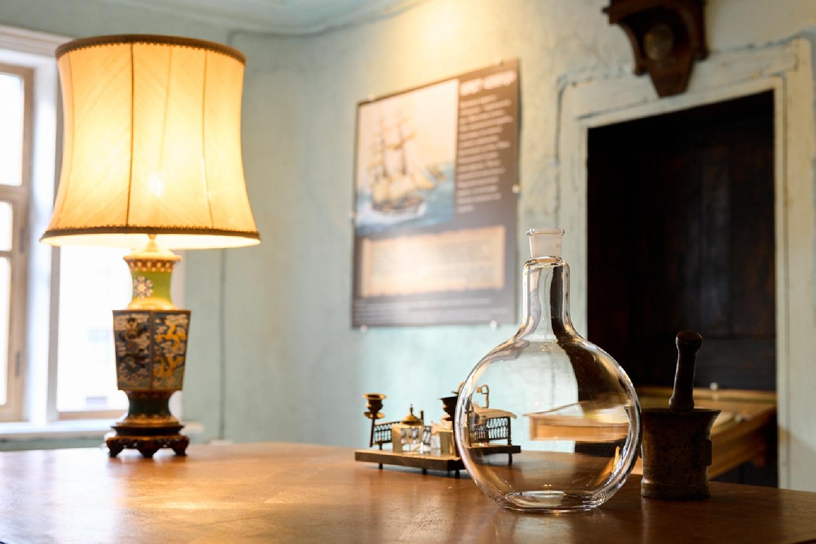 teatralizovanny-spektakl-s-chaepitiem-vstrecha-s-provizorom