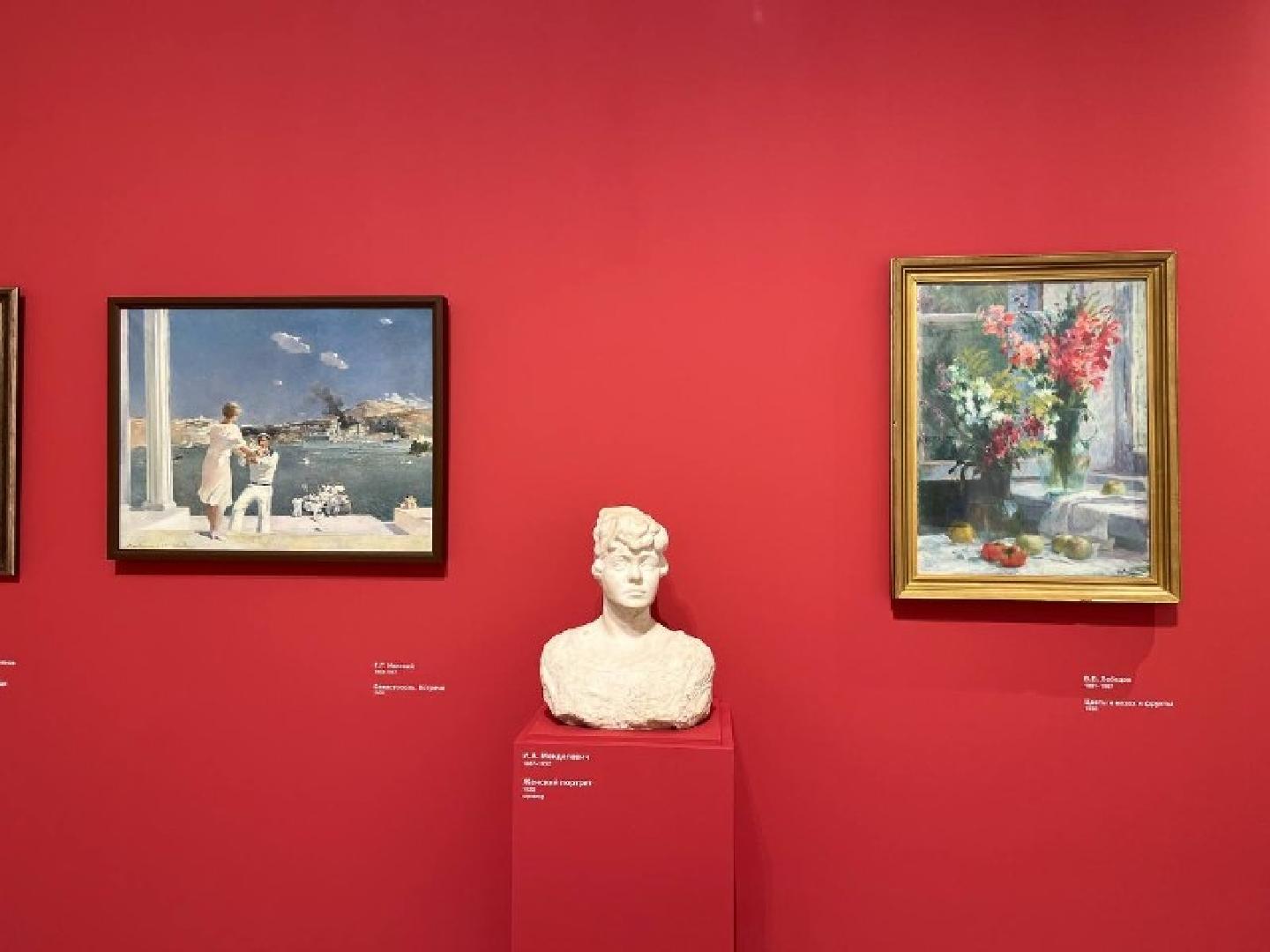 vystavka-geroi-i-budni