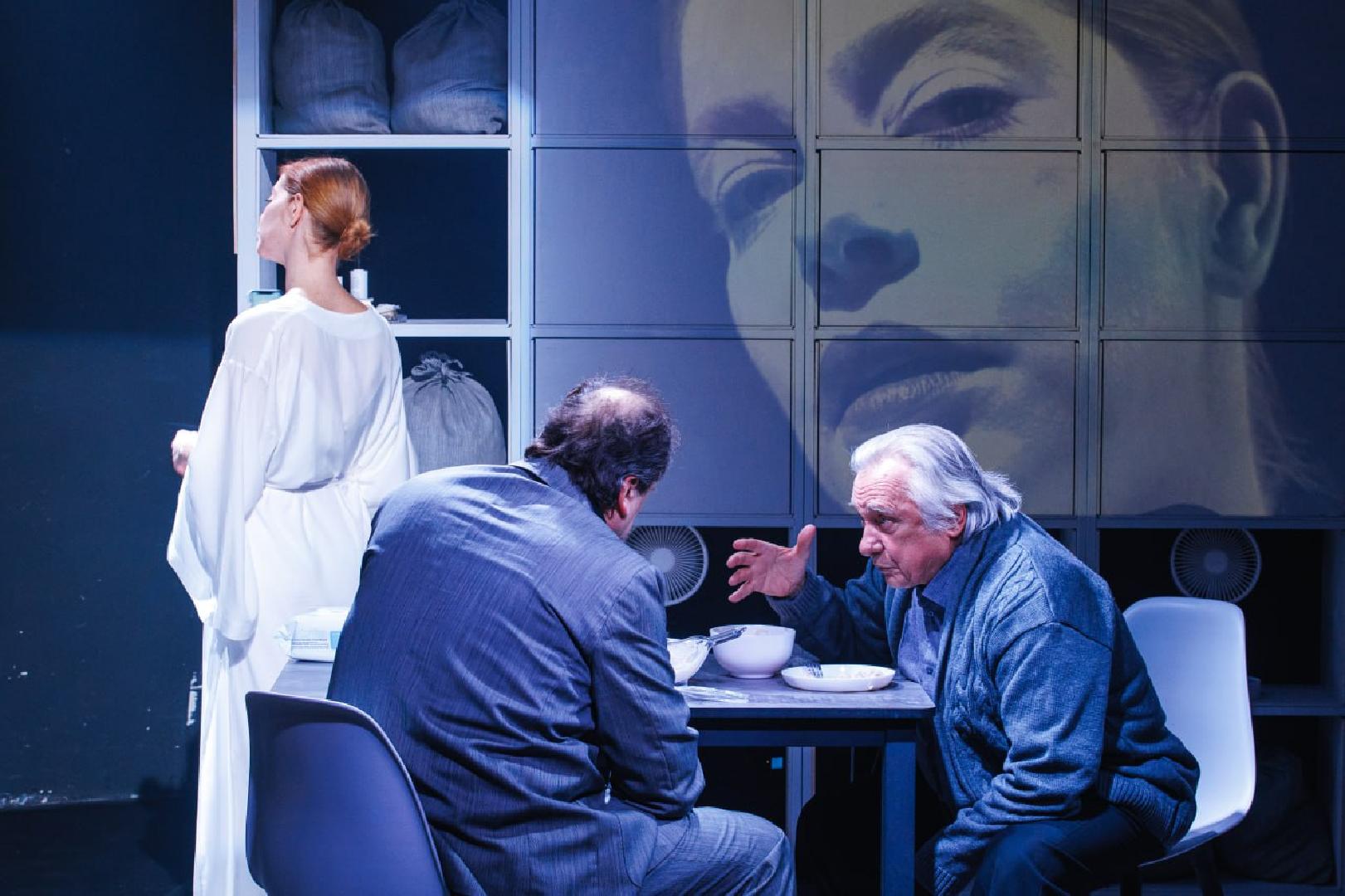 spektakl-ledi-makbet-mtsenskogo-uezda