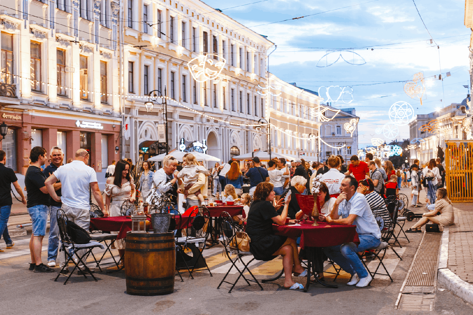 multizhanrovy-festival-stolitsa-zakatov