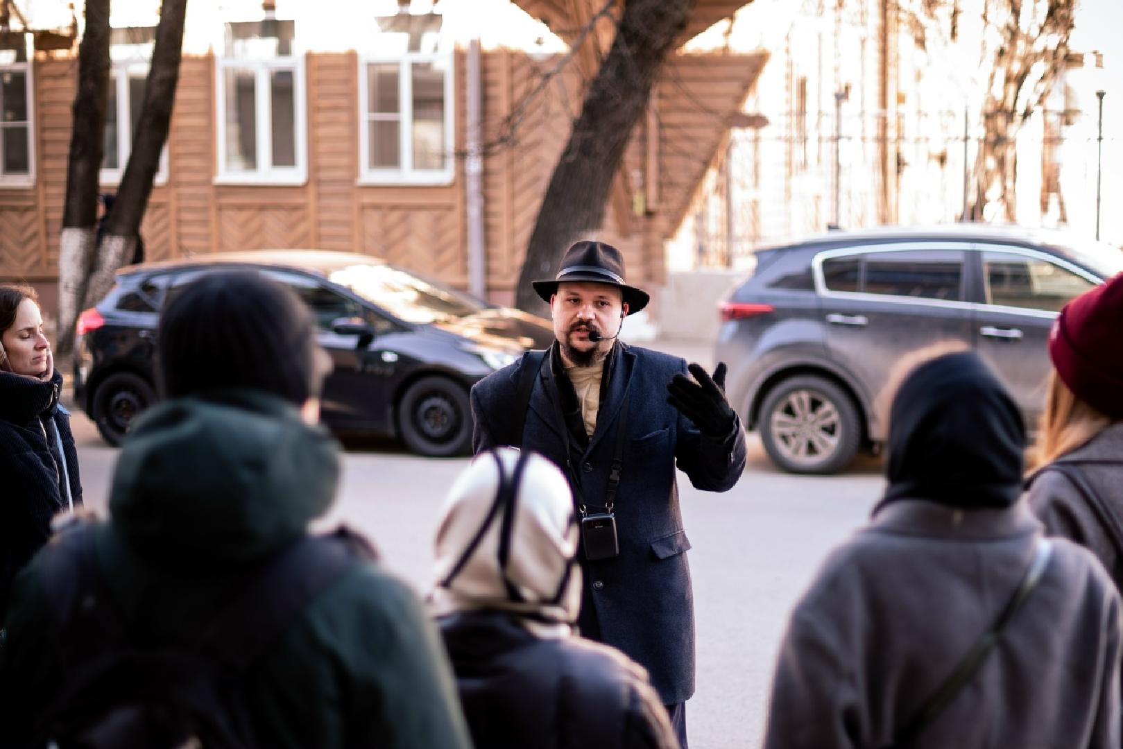 ekskursiya-ot-fontana-do-kvartala