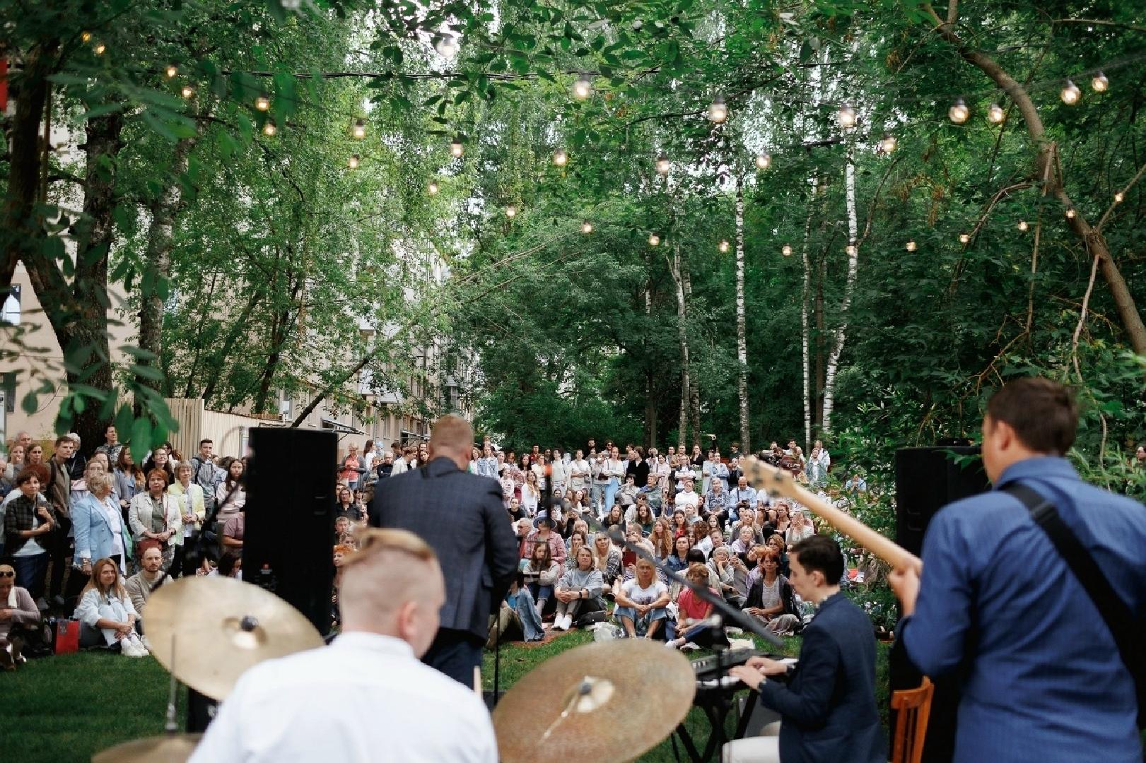 festival-dzhaz-v-sadu